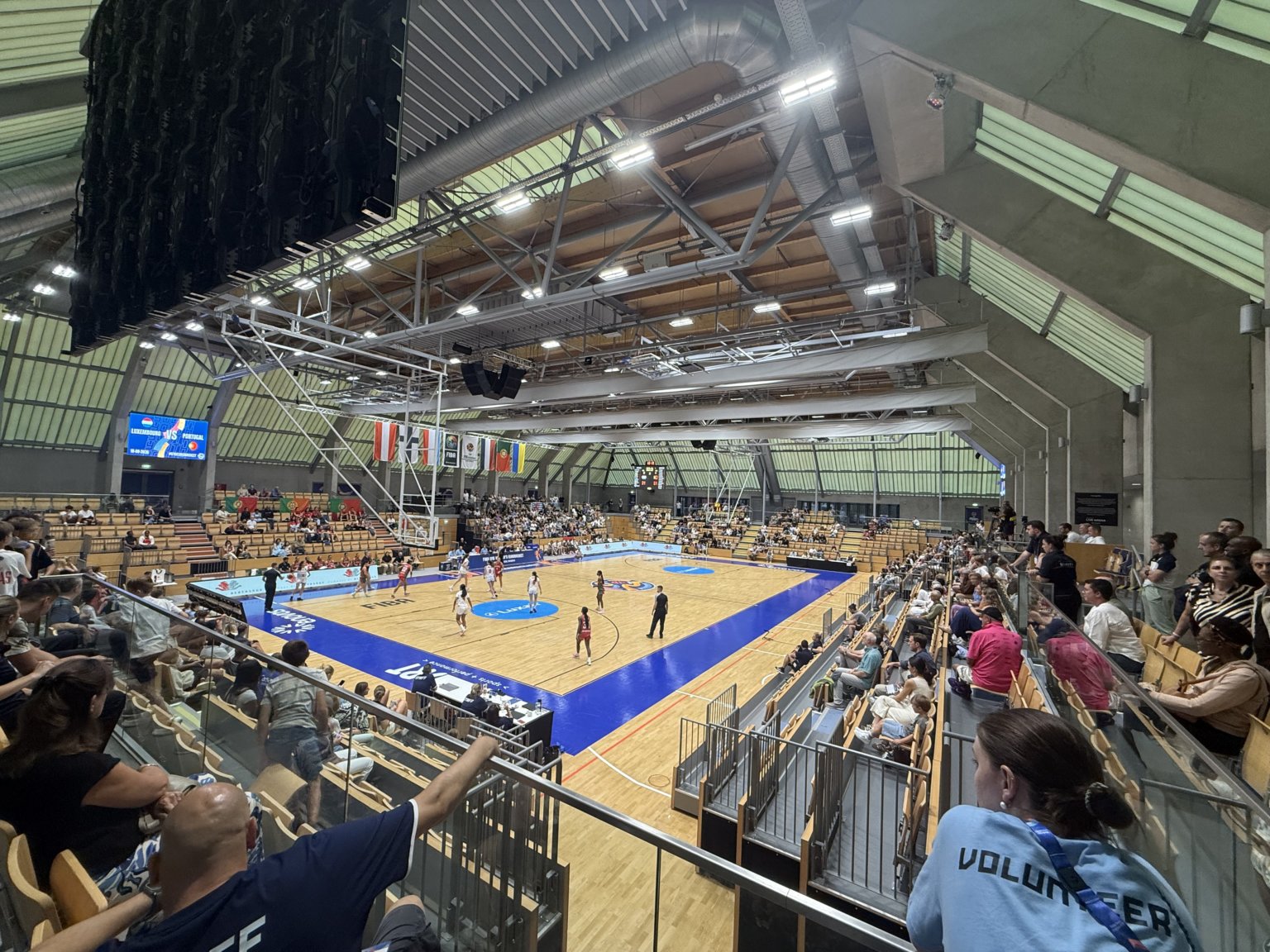Bénévoles au FIBA U16 Women's EuroBasket Division B 2026 au Centre Atert à Bertrange